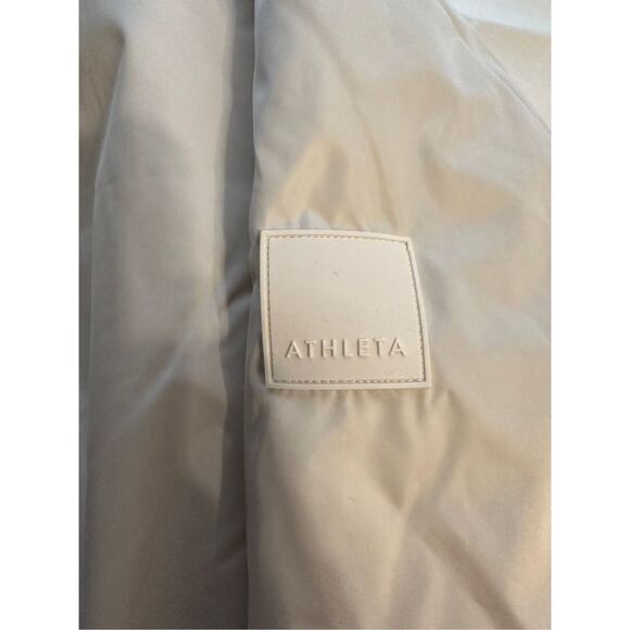 Women's Athleta satin water repellent bomber jacket in ivory, size M, NWT - Picture 8 of 10